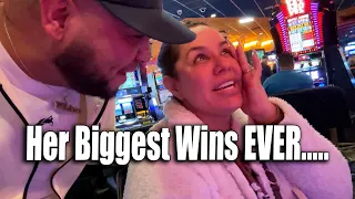 Her Last $200 to win the Biggest Jackpots in her life!!!!