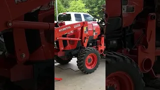 Remove Kubota Tractor Front Loader in 27 seconds