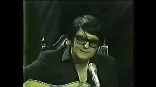 Roy Orbison - "Johnny Cash Christmas Show Performance 1970"