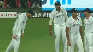 Virat Kohli Tries to copy Jasprit Bumrah's Bowling Action | Virat Kohli Funny Bowling | Love from 🇵🇰