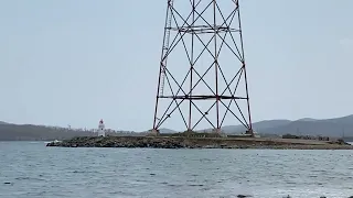 Владивосток. Море и маяк Токаревского / Vladivostok. The sea and the Tokarevsky lighthouse.