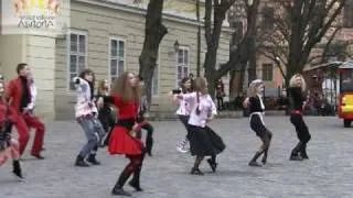 Thriller dance flash mob 2009 in Lviv, Ukraine (Part I)