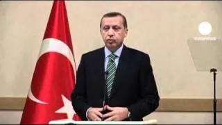 Erdoğan'dan Kaddafiye ''görevi bırak'' çağrısı