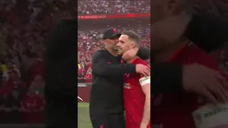 Jordan Henderson and Jurgen Klopp share a moment post game ❤️