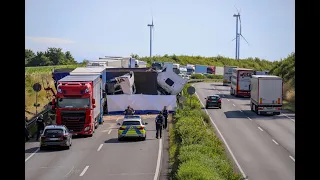 BAD HERSFELD: Vollsperrung auf der A4: Tragischer Unfall mit mehreren Lkw am Morgen