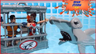 Pretend Play Shark Week Toys: Great White & Hammerhead Shark  Animal Planet Deep Sea Play Set