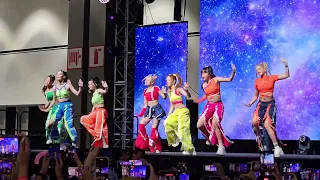 XG -"SHOOTING STAR" (Dance Intro: Family Affair) (SHOWCASE) (Day 3) @ KCON STAGE - LACC 8/20/2023