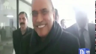 Asif Ali Zardari ki giraftari ki soorat mein PPP ka miulkgeer tehreek chalanay ka faisla