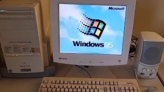 Windows 95 Computer (Startup bootup) in 2023