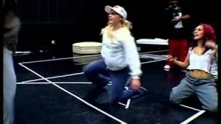 In The Zone- Britney Chillin' With Dancers & Rehearsing For ABC Special