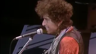 Bob Dylan 1986 - Rainy Day Women #12 & 35