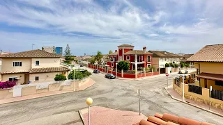 Piso con garaje cerrado y ascensor en Santiago de la Ribera. Se vende casa barata