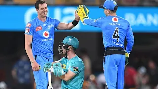 Watch the gripping final-over duel between Worrall, Peirson | KFC BBL|10