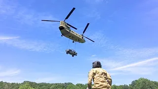 Boeing CH-47 Chinook – Impressive Helicopter Startup dan Take off !!!
