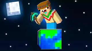 ¡Minecraft PERO es 1 BLOQUE de PLANETA TIERRA! 😯🌎🚀 SILVIOGAMER MINECRAFT PERO