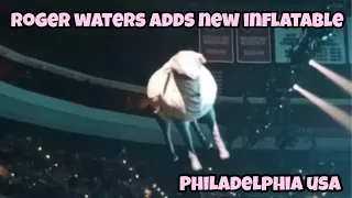 Roger Waters Pink Floyd adds flying sheep to his show in Philadelphia USA