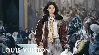 Women’s Fall-Winter 2022 Fashion Show | LOUIS VUITTON