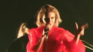 Tove Styrke - Say my name - Live Paris 2018