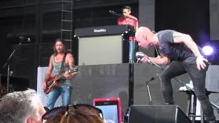 Daughtry - "Traitor" Live in Tampa, FL 6-20-14