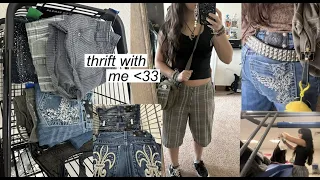 thrift with me: summer wardrobe (jorts, cyber y2k, skater, lots of cute miss me jeans) + try on haul