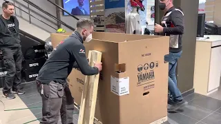 Yamaha X-MAX 300 2022 Tech Max / Unboxing