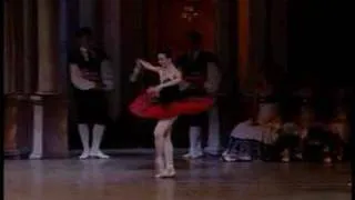 Prima ballerina assoluta Nino (Nina) Ananiashvili - Fan Dance - Don Quixote