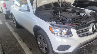 2019 Mercedes-Benz glc300 battery replacement