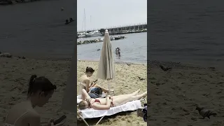 🇪🇸 Hot day at Barcelona beach