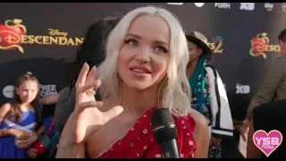 DESCENDANTS 2 RED CARPET with DOVE CAMERON, SOFIA CARSON, & more!