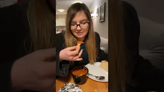 Foreigner girl eats Indian 🇮🇳 food with hands like a Pro😱#shorts #foreigner #indianfood #europe