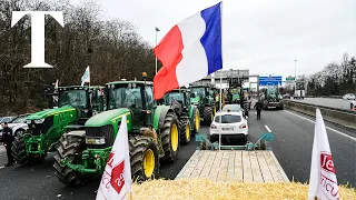 LIVE: French farmers move on Paris amid "siege" of city