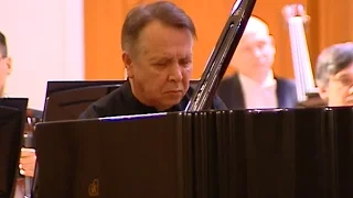 Mikhail Pletnev plays Rachmaninoff - Piano Concerto No. 2 (Moscow, 2016)