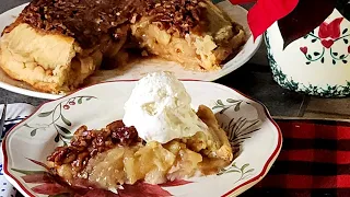 Upside Down Pecan Apple pie // Holiday Favorite ❤️