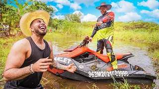 COLOQUEI O JETSKI NO LAGO DO ACAMPAMENTO E ISSO ACONTECEU … 😩😩