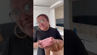 Ela comprou um presente para o dia das mães, mas nunca pensou que isso aconteceria com ela no final