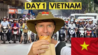 VIETNAM IS MENTAL - My FIRST day in Ho Chi Minh City 🇻🇳