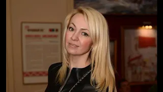 Яна Рудковская договорилась с суррогатной матерью,которая выносит ребенка для нее и Евгения Плющенко