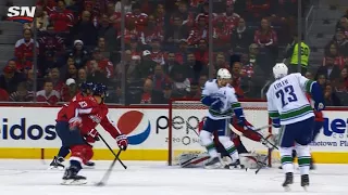 Daniel Sedin tips Alex Edler shot, Canucks open scoring against Capitals