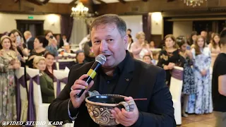 ЗНАКОМСТВО С ЖЕНИХОМ НА СВАДЬБЕ