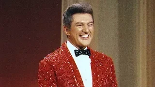 Liberace at The Hollywood Palace Show * Liberace plays 'Exodus' (1965)