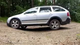 Skoda Octavia Scout diagonal test (mellow)