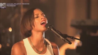 Alicia Keys @ Manchester Cathedral (2012)