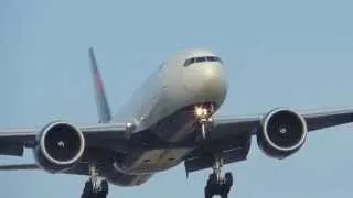 Delta Airlines Boeing 777-200LR [N707DN] landing in LAX