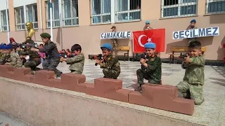 Çanakkale gösterisi 1.Sınıf Gaziantep Fatih Sultan Mehmet ilkokulu