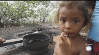 Mães choram porque não têm o que dar de comer aos filhos no interior do Maranhão