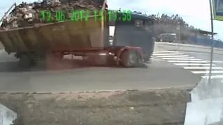 Подборка ДТП за июль 2013  Часть 3 Car crash compilation  July 2013 Part 3)