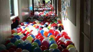 Max-Born-Gymnasium Backnang - Abischerz / Abistreich 2011 - 15000 Luftballons