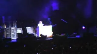 Paul McCartney - Day Tripper / Lady Madonna / Get Back  (Up And Coming Tour 2011, Santiago de Chile)