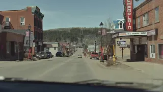 Secrets in a Small Town trailer  (Bioskopkeren)