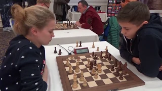 WFM Viktorya Chernyak - GM Esipenko Andrey, English opening, Blitz chess